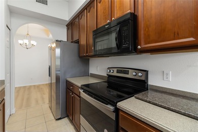 Nicely updated condo on the golf course with 2-bedrooms, den and on North Shore Golf Club in Florida - for sale on GolfHomes.com, golf home, golf lot