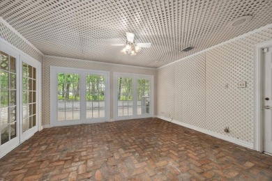 Lovely custom-built, one-owner home on a corner lot of a on Texas Rangers Golf Club  in Texas - for sale on GolfHomes.com, golf home, golf lot