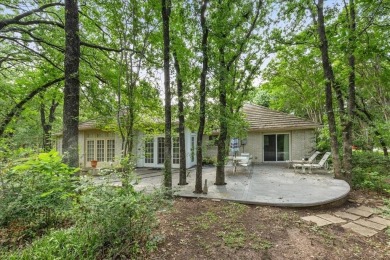 Lovely custom-built, one-owner home on a corner lot of a on Texas Rangers Golf Club  in Texas - for sale on GolfHomes.com, golf home, golf lot
