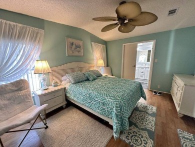 Everyone loves a split floor plan with bedrooms on opposite on Four Lakes Golf Club in Florida - for sale on GolfHomes.com, golf home, golf lot