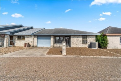 Well maintained property in 55+ community Golf View on Howling Trails Golf  in Texas - for sale on GolfHomes.com, golf home, golf lot