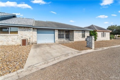 Well maintained property in 55+ community Golf View on Howling Trails Golf  in Texas - for sale on GolfHomes.com, golf home, golf lot