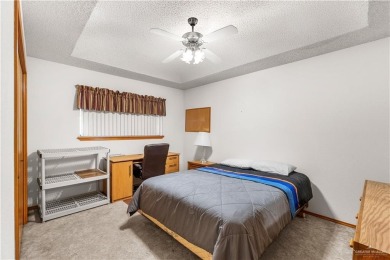 Well maintained property in 55+ community Golf View on Howling Trails Golf  in Texas - for sale on GolfHomes.com, golf home, golf lot