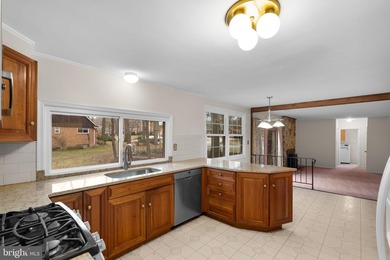 Welcome to this lovingly maintained, corner lot located on National Golf Club At Tantallon in Maryland - for sale on GolfHomes.com, golf home, golf lot