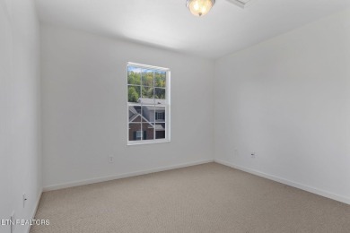 Welcome to 3703 Sean Grove Way in Knoxville, TN. This 2 bed 2.5 on Knoxville Golf Course in Tennessee - for sale on GolfHomes.com, golf home, golf lot