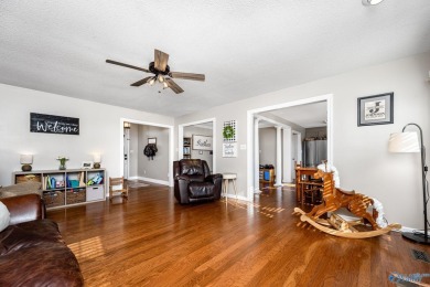 A BEAUTIFUL Brick home nestled in a PRIME LOCATION where it's on Fayetteville Country Club in Tennessee - for sale on GolfHomes.com, golf home, golf lot