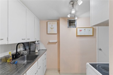 Welcome to this charming 2-bedroom, 1-bath unit in the on Shaker Heights Country Club in Ohio - for sale on GolfHomes.com, golf home, golf lot