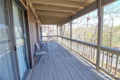 Exceptional Value with this Resort Home in Tan-Tar-A Estates! on The Oaks Golf Course in Missouri - for sale on GolfHomes.com, golf home, golf lot