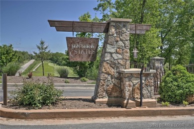Exceptional Value with this Resort Home in Tan-Tar-A Estates! on The Oaks Golf Course in Missouri - for sale on GolfHomes.com, golf home, golf lot