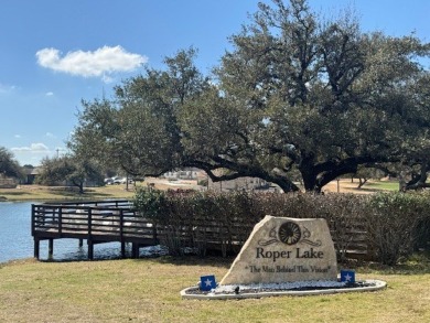 Vaaler Creek Golf Course in Rockin J Subdivision located near on Vaaler Creek Golf Club in Texas - for sale on GolfHomes.com, golf home, golf lot