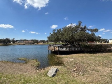 Vaaler Creek Golf Course in Rockin J Subdivision located near on Vaaler Creek Golf Club in Texas - for sale on GolfHomes.com, golf home, golf lot