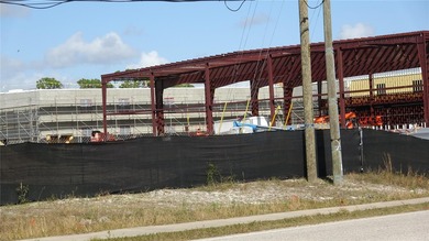 OWNER FINANCING and THE LAST LARGE COMMERCIAL SITE ON THE ENTIRE on Bobcat Trail Golf Club in Florida - for sale on GolfHomes.com, golf home, golf lot