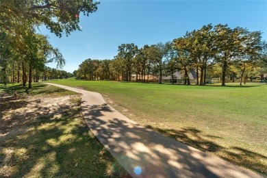 Double lot on golf course with beautiful views of #1 green and on Pinnacle Golf and Boat Club in Texas - for sale on GolfHomes.com, golf home, golf lot