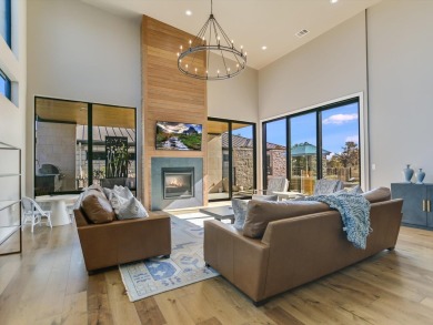 **Stunning Luxury Modern Home in Horseshoe Bay**Welcome to your on Apple Rock Golf Course - Horseshoe Bay in Texas - for sale on GolfHomes.com, golf home, golf lot