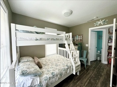 This CHARMING 2 Bedroom, 2 Bath cottage is the perfect Oak on Founders Club At St. James Plantation in North Carolina - for sale on GolfHomes.com, golf home, golf lot