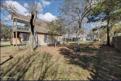 This CHARMING 2 Bedroom, 2 Bath cottage is the perfect Oak on Founders Club At St. James Plantation in North Carolina - for sale on GolfHomes.com, golf home, golf lot