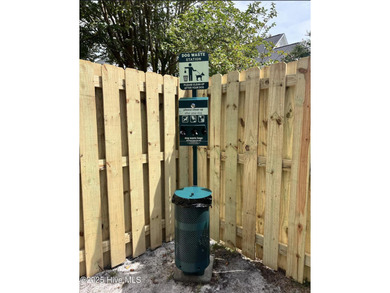 This CHARMING 2 Bedroom, 2 Bath cottage is the perfect Oak on Founders Club At St. James Plantation in North Carolina - for sale on GolfHomes.com, golf home, golf lot