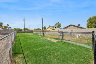 Mountain Views, Corner Lot, New Roof & Carport, Golf Cart on Roadhaven Golf Course in Arizona - for sale on GolfHomes.com, golf home, golf lot