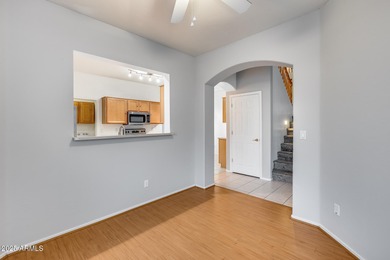 Beautiful Move-In Ready Townhome in a Prime AAA Location! on Arrowhead Country Club in Arizona - for sale on GolfHomes.com, golf home, golf lot