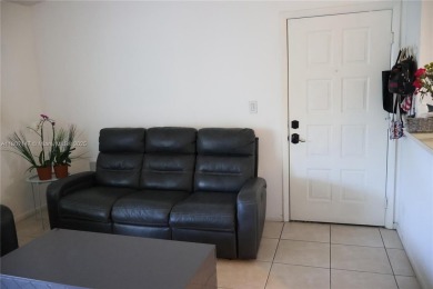 This unit is conveniently located in the center of Doral, close on Jim McLean Signature Course in Florida - for sale on GolfHomes.com, golf home, golf lot
