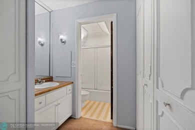 Charming & affordable condo in the desirable guard gated on Inverrary Country Club in Florida - for sale on GolfHomes.com, golf home, golf lot