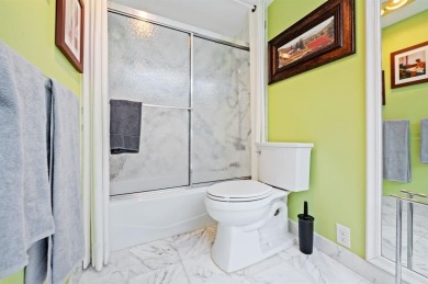 KING 2 BED-2 BATH BEAUTIFULLY REMODELED CORNER CONDO ON OAKS on Palm-Aire Country Club and Resort - The Oaks in Florida - for sale on GolfHomes.com, golf home, golf lot