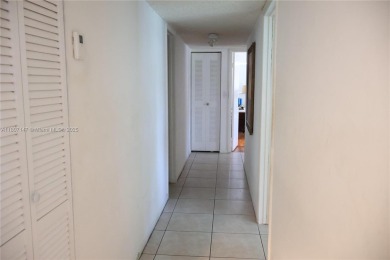 This unit is conveniently located in the center of Doral, close on Jim McLean Signature Course in Florida - for sale on GolfHomes.com, golf home, golf lot