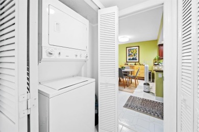 KING 2 BED-2 BATH BEAUTIFULLY REMODELED CORNER CONDO ON OAKS on Palm-Aire Country Club and Resort - The Oaks in Florida - for sale on GolfHomes.com, golf home, golf lot