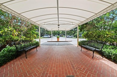 KING 2 BED-2 BATH BEAUTIFULLY REMODELED CORNER CONDO ON OAKS on Palm-Aire Country Club and Resort - The Oaks in Florida - for sale on GolfHomes.com, golf home, golf lot