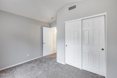 Beautiful Move-In Ready Townhome in a Prime AAA Location! on Arrowhead Country Club in Arizona - for sale on GolfHomes.com, golf home, golf lot