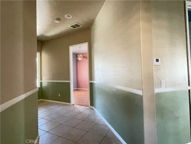 Here is your chance to own this wonderful home. Features on Sun Lakes Country Club in California - for sale on GolfHomes.com, golf home, golf lot
