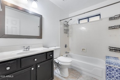 Beautiful Move-In Ready Townhome in a Prime AAA Location! on Arrowhead Country Club in Arizona - for sale on GolfHomes.com, golf home, golf lot