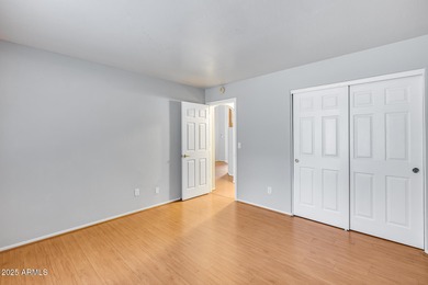 Beautiful Move-In Ready Townhome in a Prime AAA Location! on Arrowhead Country Club in Arizona - for sale on GolfHomes.com, golf home, golf lot