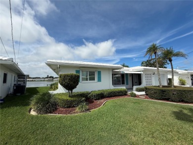 Lakefront Living in The Mainlands  55+ Community
Discover this on Mainlands Golf Club in Florida - for sale on GolfHomes.com, golf home, golf lot
