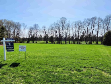Looking to build your dream home?  Fabulous 1.14 Acre Cul de Sac on Winagamie Golf Course in Wisconsin - for sale on GolfHomes.com, golf home, golf lot
