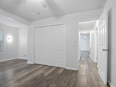 Tucked away near DeSoto Lake, this beautifully refreshed 2 on DeSoto Golf Course in Arkansas - for sale on GolfHomes.com, golf home, golf lot