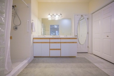 Nestled in the desirable Rockport Country Club, this 2-bedroom on Rockport Country Club in Texas - for sale on GolfHomes.com, golf home, golf lot