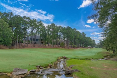 Beautifully renovated and rarely available 3BR condo in Village on Reynolds Lake Oconee - The Oconee in Georgia - for sale on GolfHomes.com, golf home, golf lot