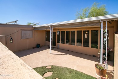 Must-see 55+ Sun City, AZ end-unit condo--completely rebuilt in on Sun City Lakes West and East in Arizona - for sale on GolfHomes.com, golf home, golf lot