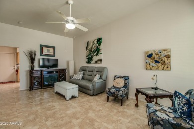 Must-see 55+ Sun City, AZ end-unit condo--completely rebuilt in on Sun City Lakes West and East in Arizona - for sale on GolfHomes.com, golf home, golf lot