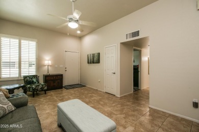 Must-see 55+ Sun City, AZ end-unit condo--completely rebuilt in on Sun City Lakes West and East in Arizona - for sale on GolfHomes.com, golf home, golf lot