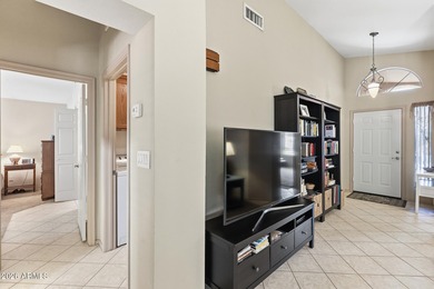 Nice updated Artesia in Zuni neighborhood of Gated Sun Village on Sun Village Golf Course in Arizona - for sale on GolfHomes.com, golf home, golf lot