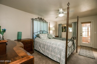 Must-see 55+ Sun City, AZ end-unit condo--completely rebuilt in on Sun City Lakes West and East in Arizona - for sale on GolfHomes.com, golf home, golf lot