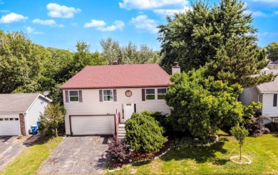 Beautifully renovated from top to bottom, this move-in-ready on Apple Orchard Golf Course in Illinois - for sale on GolfHomes.com, golf home, golf lot