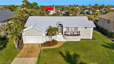 This fully remodeled 3-bed, 2-bath concrete block home on Beachview Golf Club in Florida - for sale on GolfHomes.com, golf home, golf lot