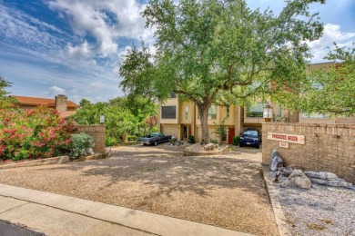 Special golf course Townhome in the heart of Horseshoe Bay on Slick Rock Golf Course - Horseshoe Bay in Texas - for sale on GolfHomes.com, golf home, golf lot