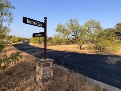 Want to build a garden home in beautiful Applehead West with on Apple Rock Golf Course - Horseshoe Bay in Texas - for sale on GolfHomes.com, golf home, golf lot