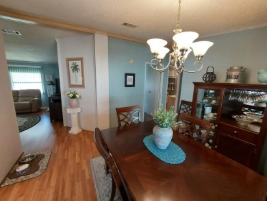 This Charming 2 Bedroom 2 Bath is Move In Ready and comes on Lakes at Leesburg Golf Course in Florida - for sale on GolfHomes.com, golf home, golf lot