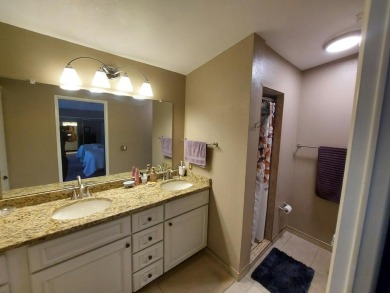 This Charming 2 Bedroom 2 Bath is Move In Ready and comes on Lakes at Leesburg Golf Course in Florida - for sale on GolfHomes.com, golf home, golf lot