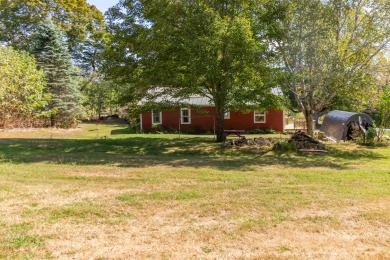 Classic simplicity best describes this single-level ranch home on Country View Golf Club in Maine - for sale on GolfHomes.com, golf home, golf lot